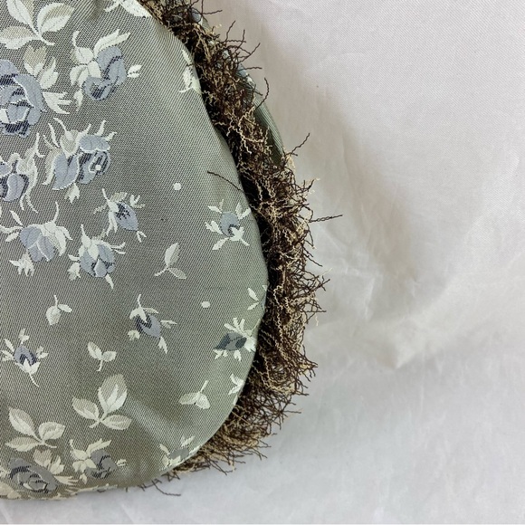 Vintage Handmade Satin Clutch Embroidered Dragon Design Metal Kiss Clasp Purse - Picture 6 of 9